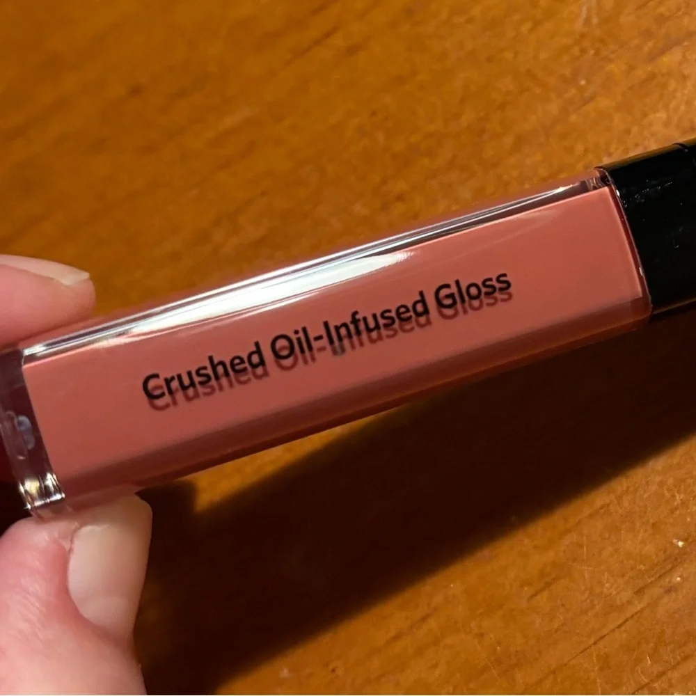 Bobbi Brown Crushed Oil-Infused Gloss Free Spirit